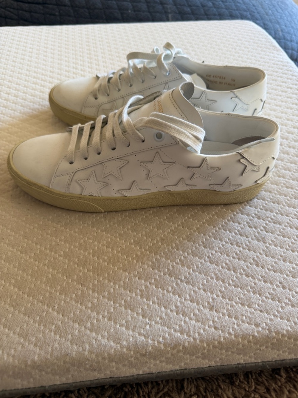 Saint Laurent White Leather Sneakers with Side Star and Gold Logo - Picture 2 of 5
